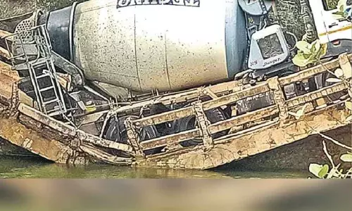 Bridge Collapsed in Jogulamba Gadwal District | Telugu Online News Bridge Collapsed in Jogulamba Gadwal District | Telugu Online News