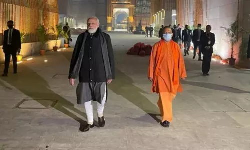 Narendra Modi Support to Uttar Pradesh CM Yogi Adityanath Narendra Modi Support to Uttar Pradesh CM Yogi Adityanath