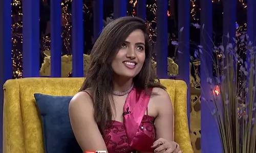 Bigg Boss 5 Telugu Top 5 Contestant Siri Hanumanth Bigg Boss 5 Buzz Interview Promo Bigg Boss 5 Telugu Top 5 Contestant Siri Hanumanth Bigg Boss 5 Buzz Interview Promo