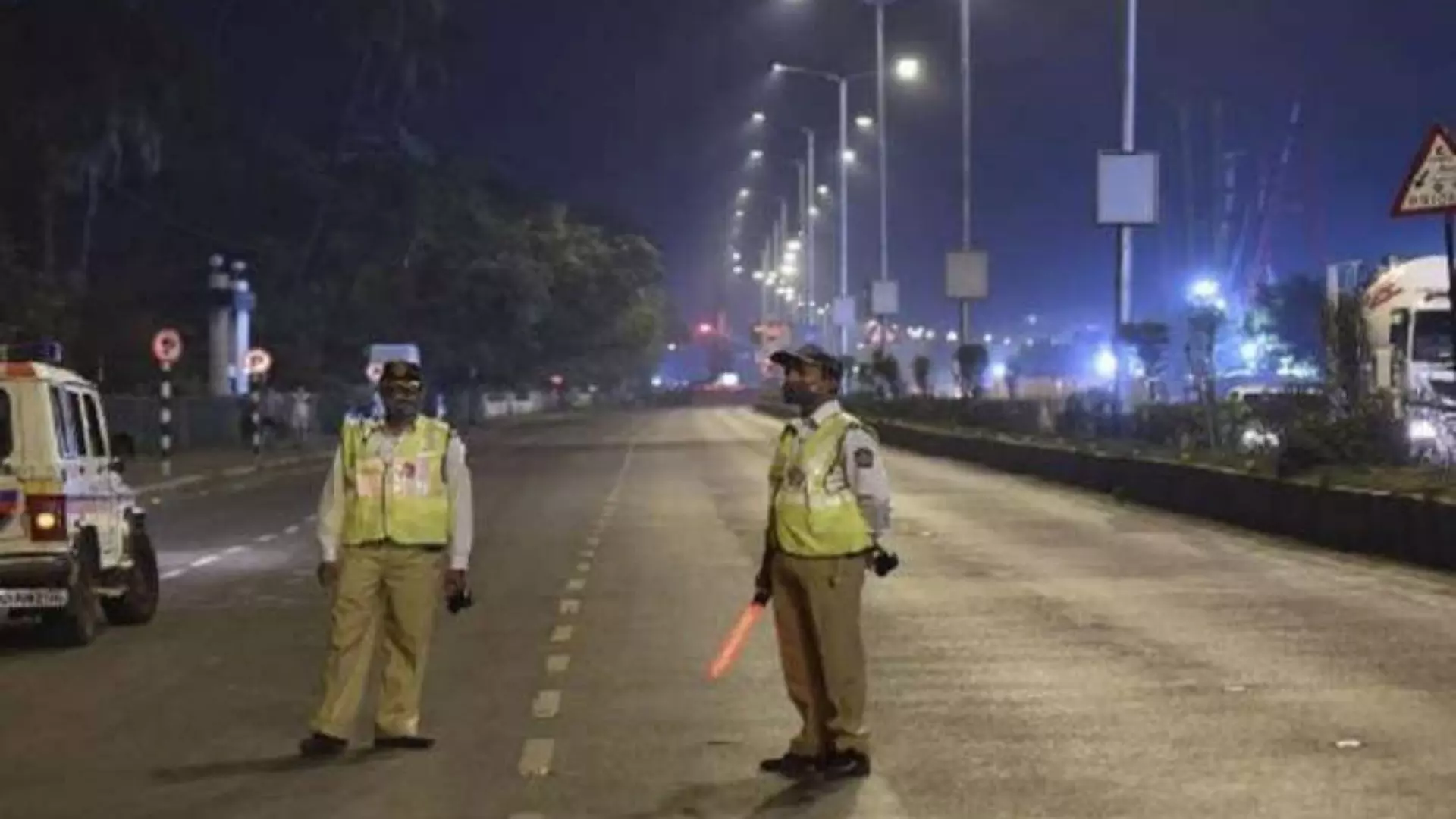 Gujarat Extends Night Curfew in 8 Major Cities Till 31st December 2021