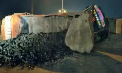 Lorry Accident at Godavarikhani Ganganagar Flyover in Peddapalli District