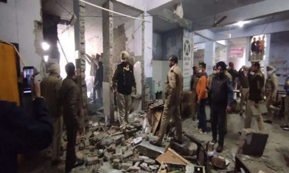 Bomb Blast at Ludhiana Court Complex Punjab | National News