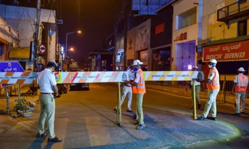 Night Curfew in Karnataka For 10 days From 28 12 2021 | Omicron Live Updates