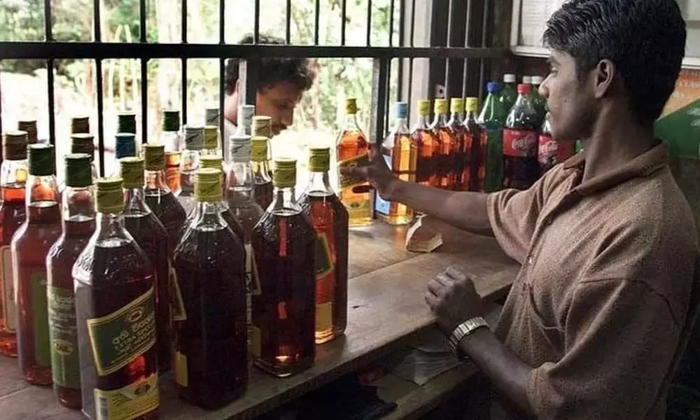 Bars, Liquor Shops Timings Extended for New Year’s eve in Telangana
