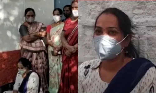 Wife dharna in front of husbands house in Hyderabad | TS News Today Wife dharna in front of husbands house in Hyderabad | TS News Today