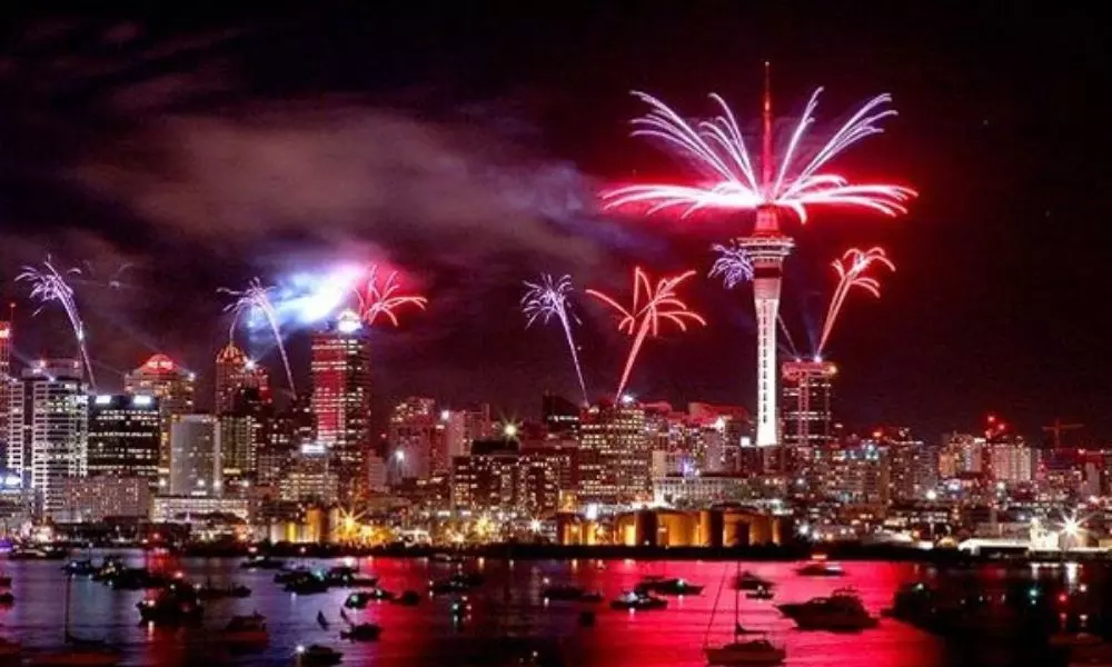 New Zealands Auckland welcomes New Year 2022 with Fireworks