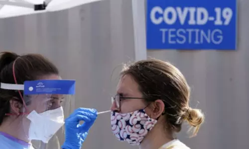 5 lakhs Corona and Omicron Cases Recorded in America Per Day | Corona Live Updates 5 lakhs Corona and Omicron Cases Recorded in America Per Day | Corona Live Updates