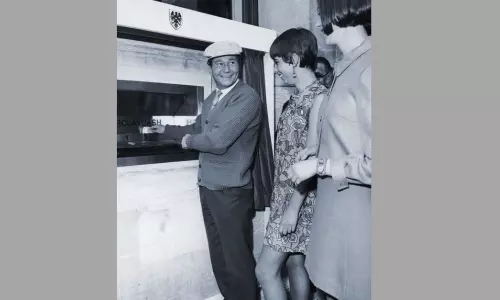 Know About First Automated Teller Machine ATM and its Facts