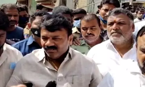 Minister Talasani Srinivas Yadav Helped Rasoolpura Victim Families
