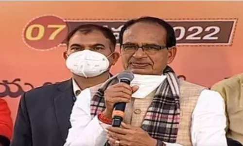 Madhya Pradesh CM Shivraj Singh Chouhan Slams CM KCR Madhya Pradesh CM Shivraj Singh Chouhan Slams CM KCR