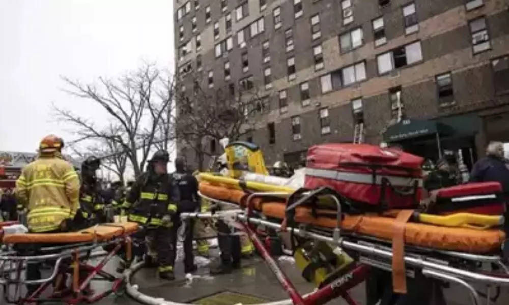 Fire Accident in Apartment in New York America Today 10 01 2022 Killed 19 Members | International News