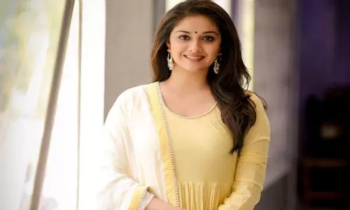 Flash News: హీరోయిన్ కీర్తి సురేష్ కు కరోనా పాజిటివ్