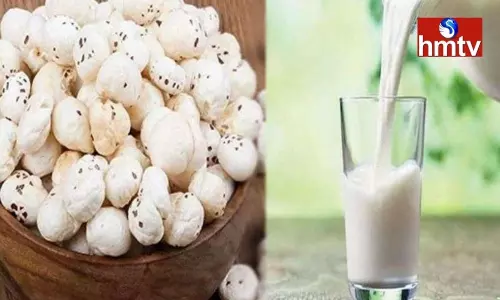 Juice made with milk, dates and makhana is best for bone and dental health Juice made with milk, dates and makhana is best for bone and dental health