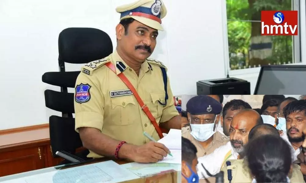 Karimnagar CP and Police Officials before the Lok Sabha Privilege Committee Today