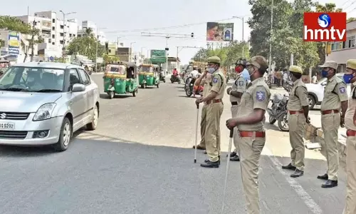 Police Thoroughly Inspected the Buses at Kanakadurga bridge | AP News Today Police Thoroughly Inspected the Buses at Kanakadurga bridge | AP News Today