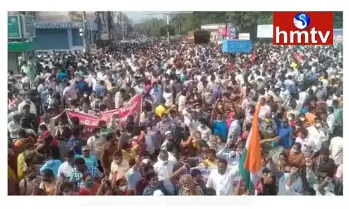 BRTS Road Filled With Thousands Of Employees BRTS Road Filled With Thousands Of Employees