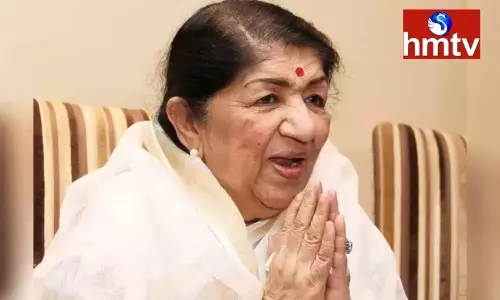 Leading Bollywood singer Lata Mangeshkar has passed away