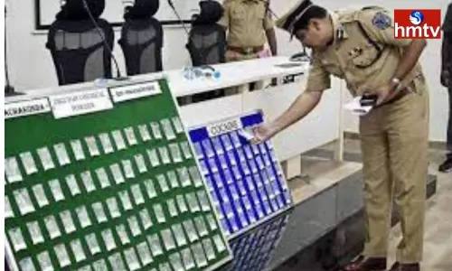 Police steel foot on drugs Police steel foot on drugs