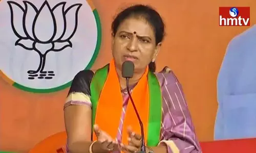 BJP National Vice-President DK Aruna Fires on CM KCR | TS News Today