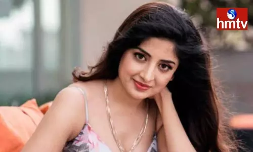 Poonam Kaur Tweet Viral in Social Media