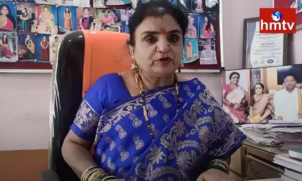 Joint Families Have Lost The Existence in Todays World Says Jonnalagadda Jyothi