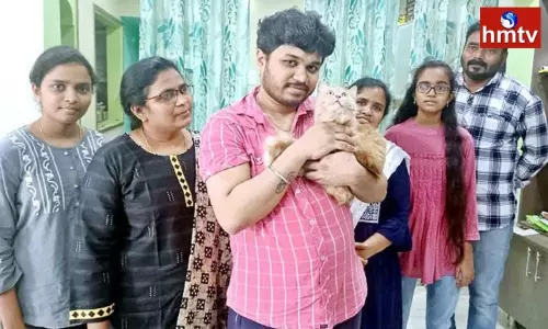Medical Student From Ukraine Brings his Cat to Khammam Medical Student From Ukraine Brings his Cat to Khammam