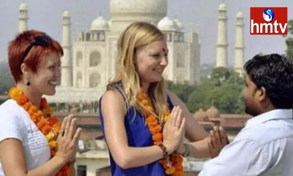 India Restores Tourist Visas 2 Years After