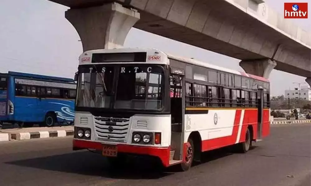 Women Hit By RTC Bus in Afzal Gunj Hyderabad | Live News