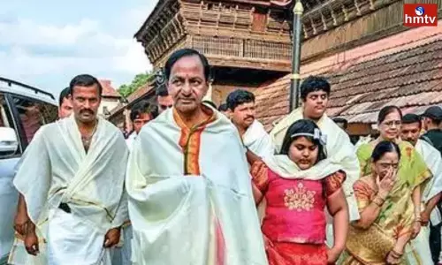 KCR Visiting Kolhapur Mahalakshmi Temple Today 24 03 2022 | Live News