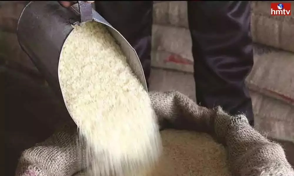 Ration Rice Illegal Danda in Adilabad Supplying to Maharashtra | Live News