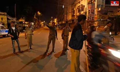 Drinkers Hal Chal at Midnight in Banjara Hills Hyderabad | Breaking News Drinkers Hal Chal at Midnight in Banjara Hills Hyderabad | Breaking News