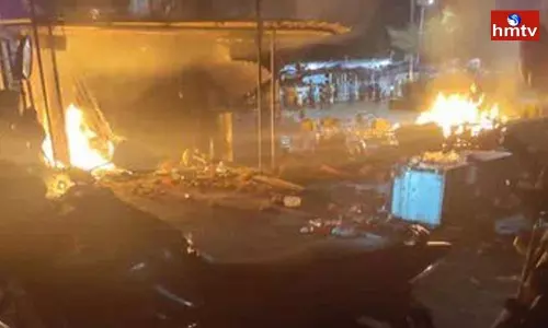 Kannada devotees create ruckus at Srisailam