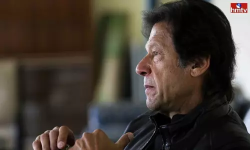 Imran Khan Loses No-trust Voting which is Held at Night in Islamabad | Live News