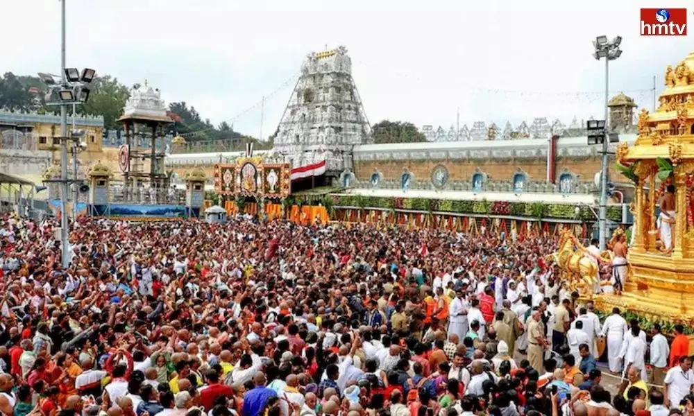 Free Darshan Devotees Facing Many Problems in Tirumala Tirupati because of  Online Time Slot Process