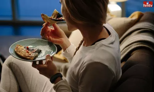 The Habit of Eating Late at Night can make you sick | Health Care Tips