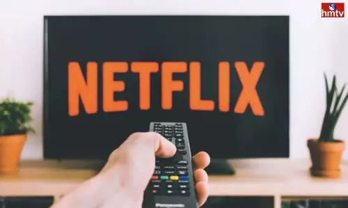 Netflix Loses 200000 Subscribers