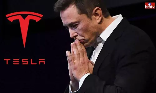 Tesla Loses More than Rs 9 lakh crore Amid Twitter Deal Tesla Loses More than Rs 9 lakh crore Amid Twitter Deal