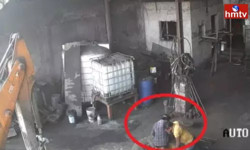 Two Die After JCB Tire Bursts in Chhattisgarh