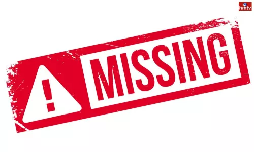 4 Girls Escaped from Hostel in Mid Night in Tirupati | Breaking News Today 4 Girls Escaped from Hostel in Mid Night in Tirupati | Breaking News Today