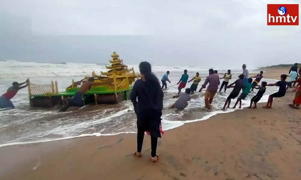 Golden Chariot Flown To Reach Sunnapalli Coast In Srikakulam