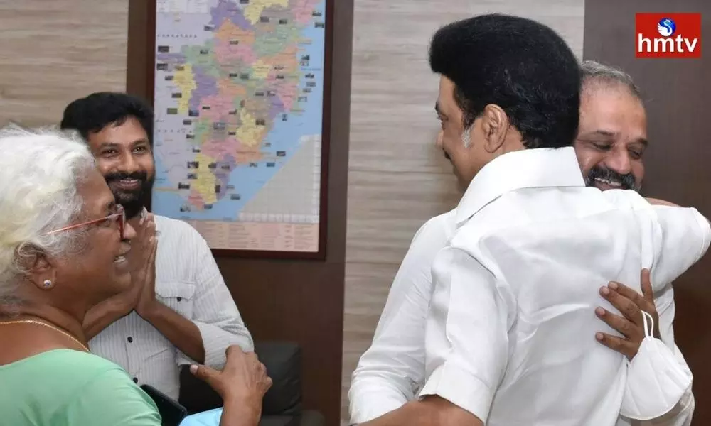 Perarivalan Meets Tamil Nadu CM Stalin