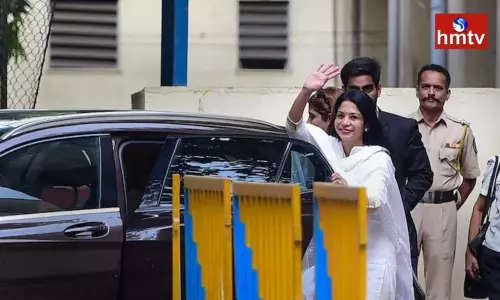 Indrani Mukerjea Walks out of Byculla Jail on Bail Indrani Mukerjea Walks out of Byculla Jail on Bail