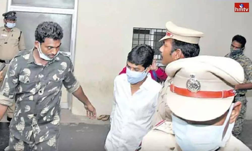 YCP MLC Anantha Udaya Bhaskar Send to Rajahmundry Central Jail on 14 Days Remand | Live News
