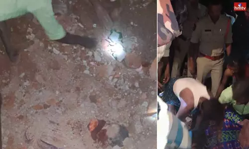 4 Members Killed in Gas Blast in Anantapur | Live News Today