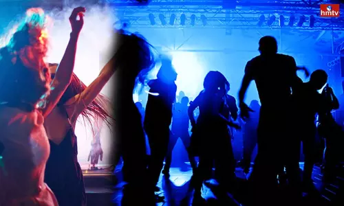 Madhapur SOT Police Raids Masti Pub | Hyderabad News