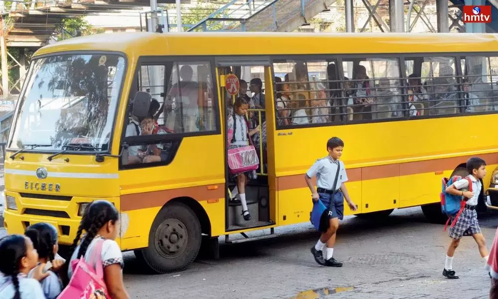 40% of School Buses in Karimnagar District are Without any Fitness