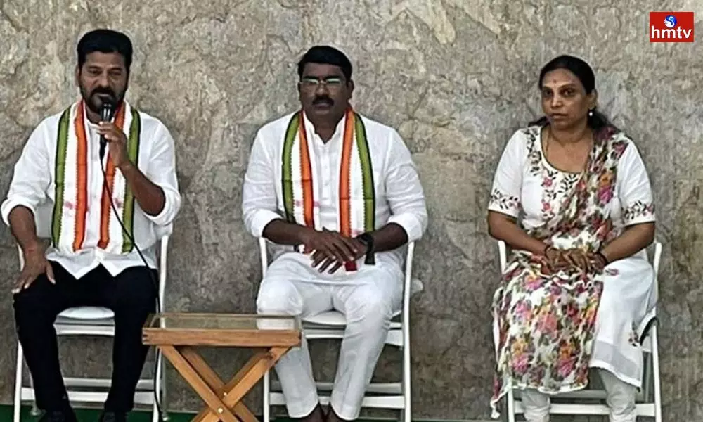 P Janardan Reddys Daughter Vijaya Reddy Joins Congress | TS News
