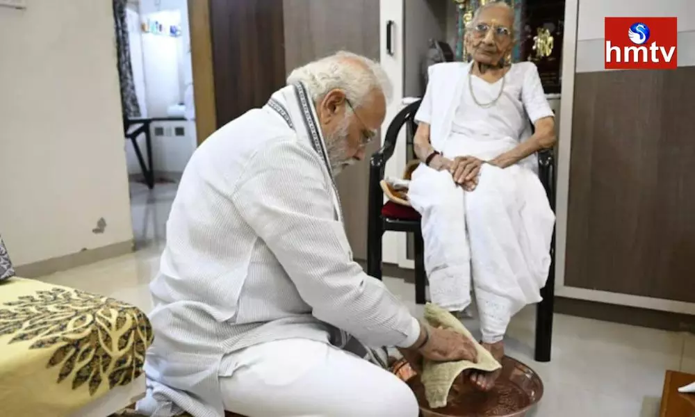 PM Modi Emotional Blog on Heeraben Modi 100th Birthday
