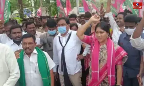 Minister Errabelli Dayakar Rao Demanded that PM Modi Apologize to the Youth