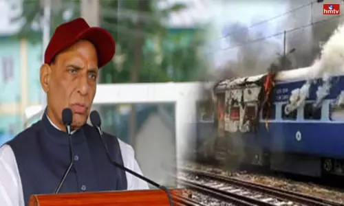 Amid Agnipath Protest, Rajnath Singh Holds Meeting With Service Chiefs